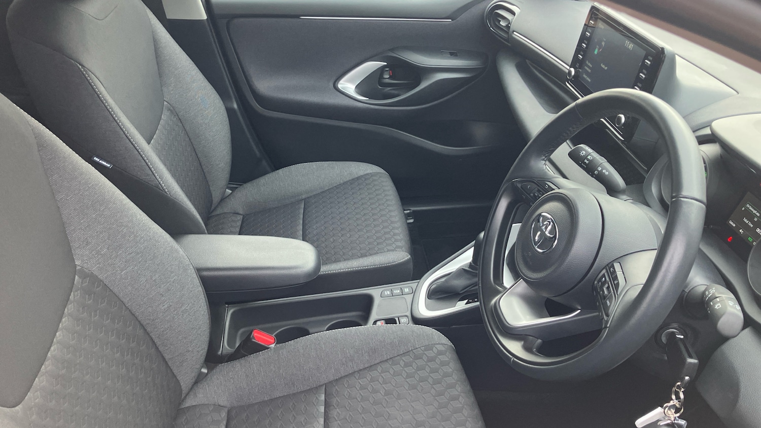 Used Toyota Yaris 2023 for sale - 77207365: Photo 11