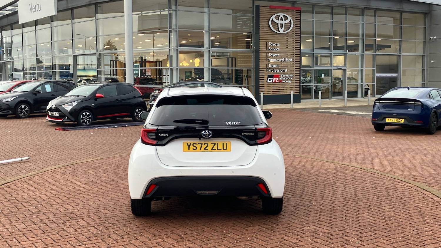 Used Toyota Yaris 2023 for sale - 77207365: Photo 19