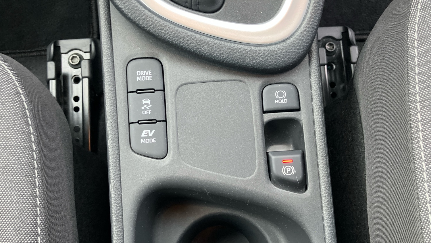 Used Toyota Yaris 2023 for sale - 77207365: Photo 34