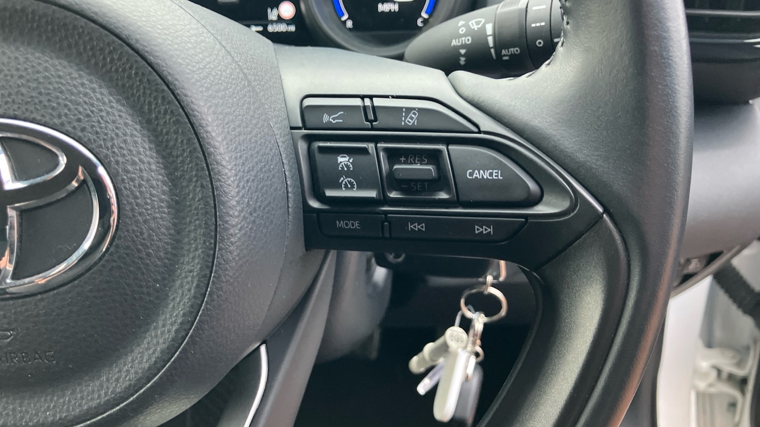 Used Toyota Yaris 2023 for sale - 77207365: Photo 38