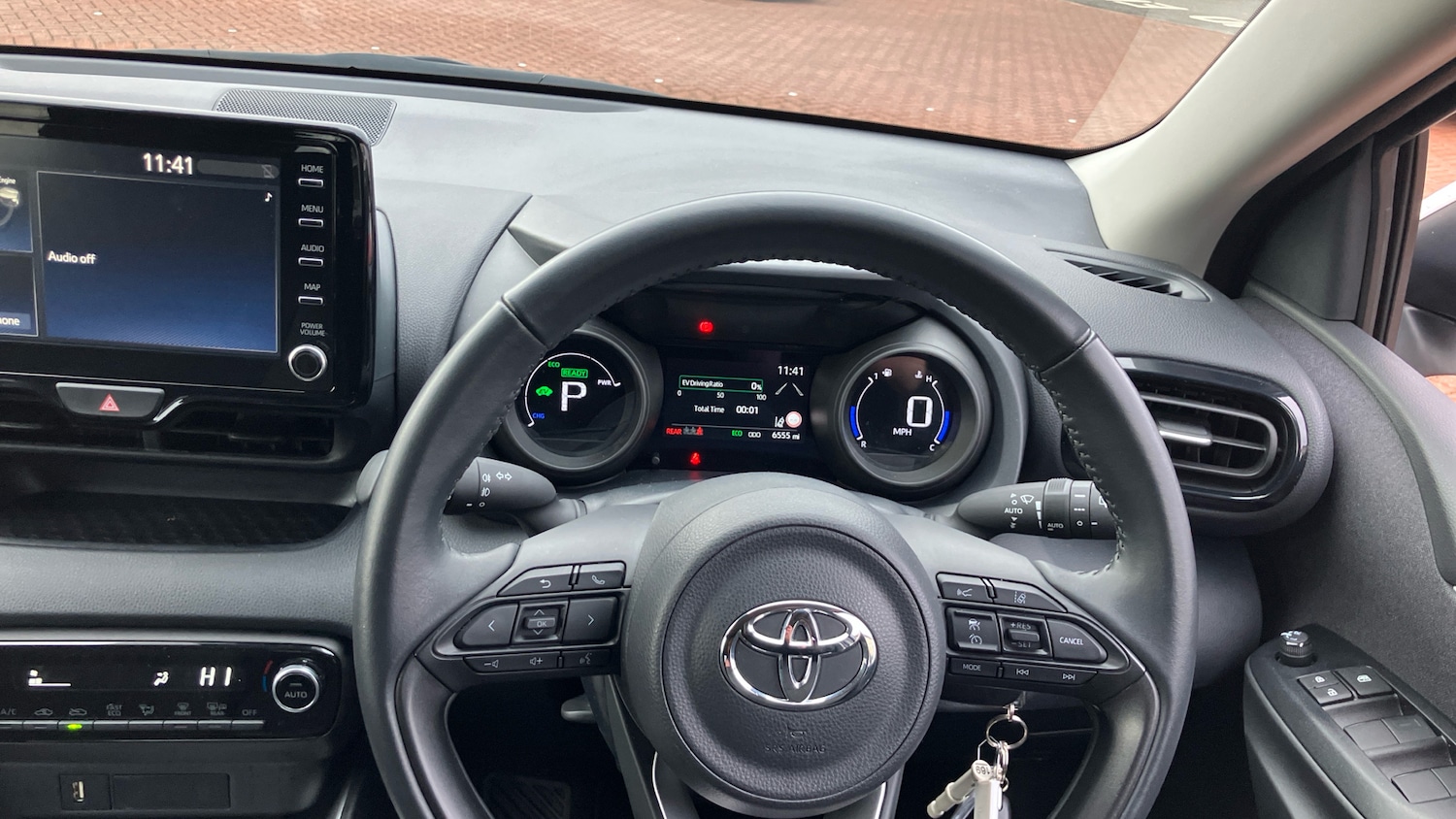 Used Toyota Yaris 2023 for sale - 77207365: Photo 8