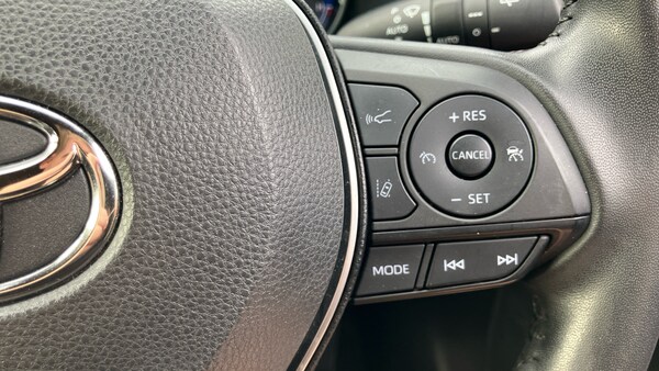 Used Toyota RAV4 2021 for sale - 76233044: Photo 34