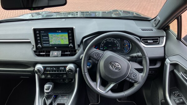 Used Toyota RAV4 2021 for sale - 76233044: Photo 6