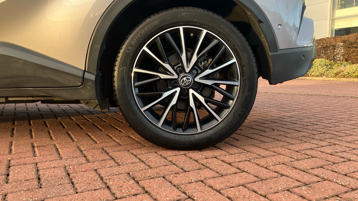 Used Toyota C-HR 2017 for sale - 77034240: Photo 18