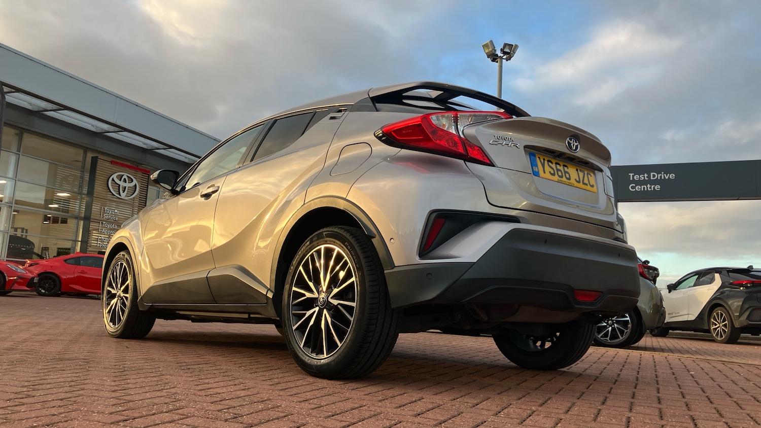 Used Toyota C-HR 2017 for sale - 77034240: Photo 21