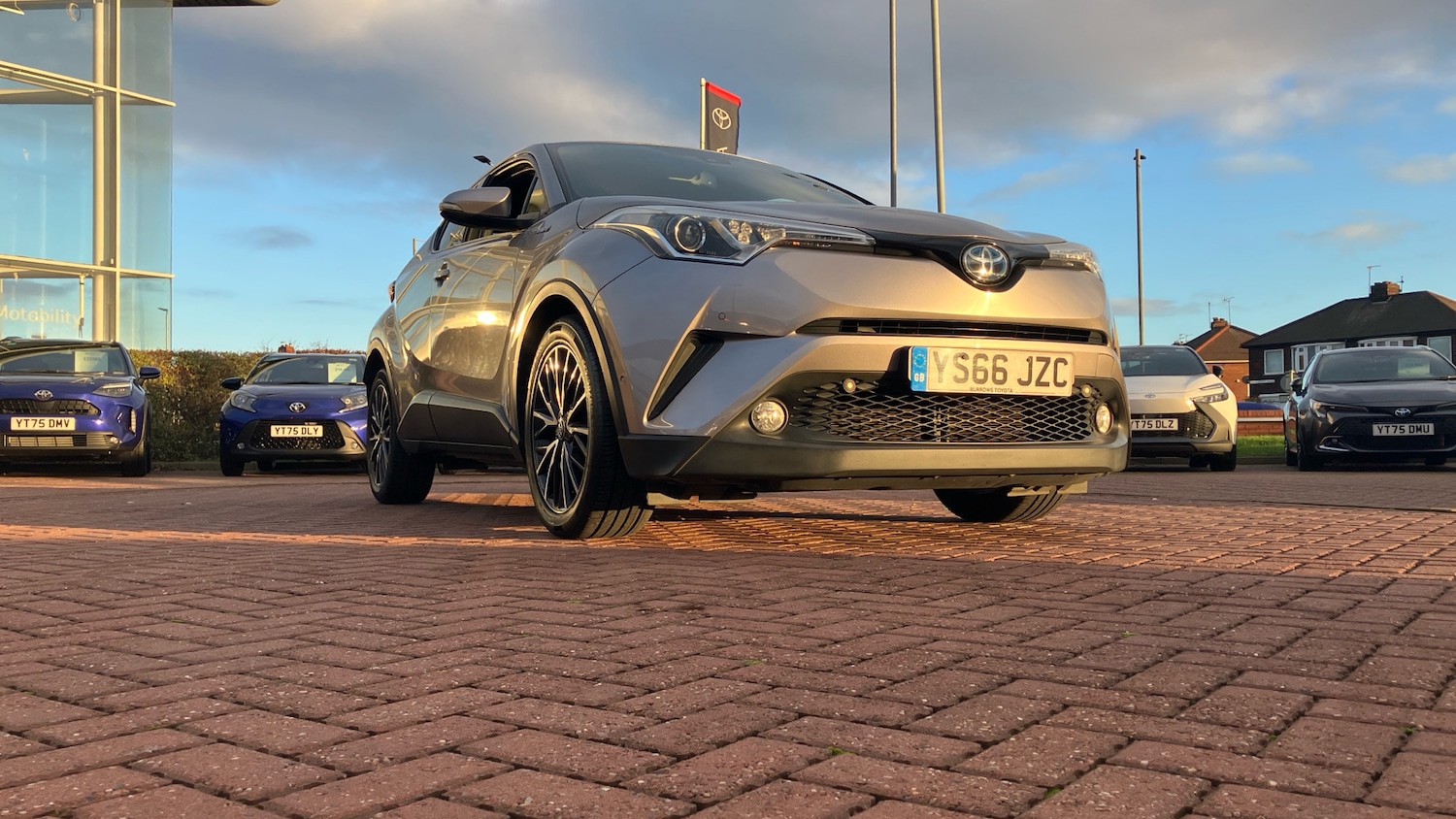 Used Toyota C-HR 2017 for sale - 77034240: Photo 33
