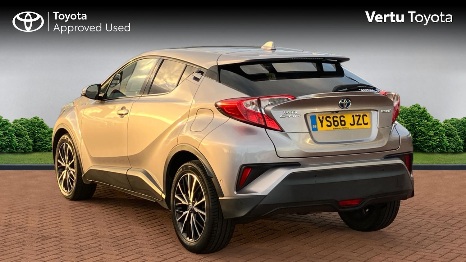 Used Toyota C-HR 2017 for sale - 77034240: Photo 4