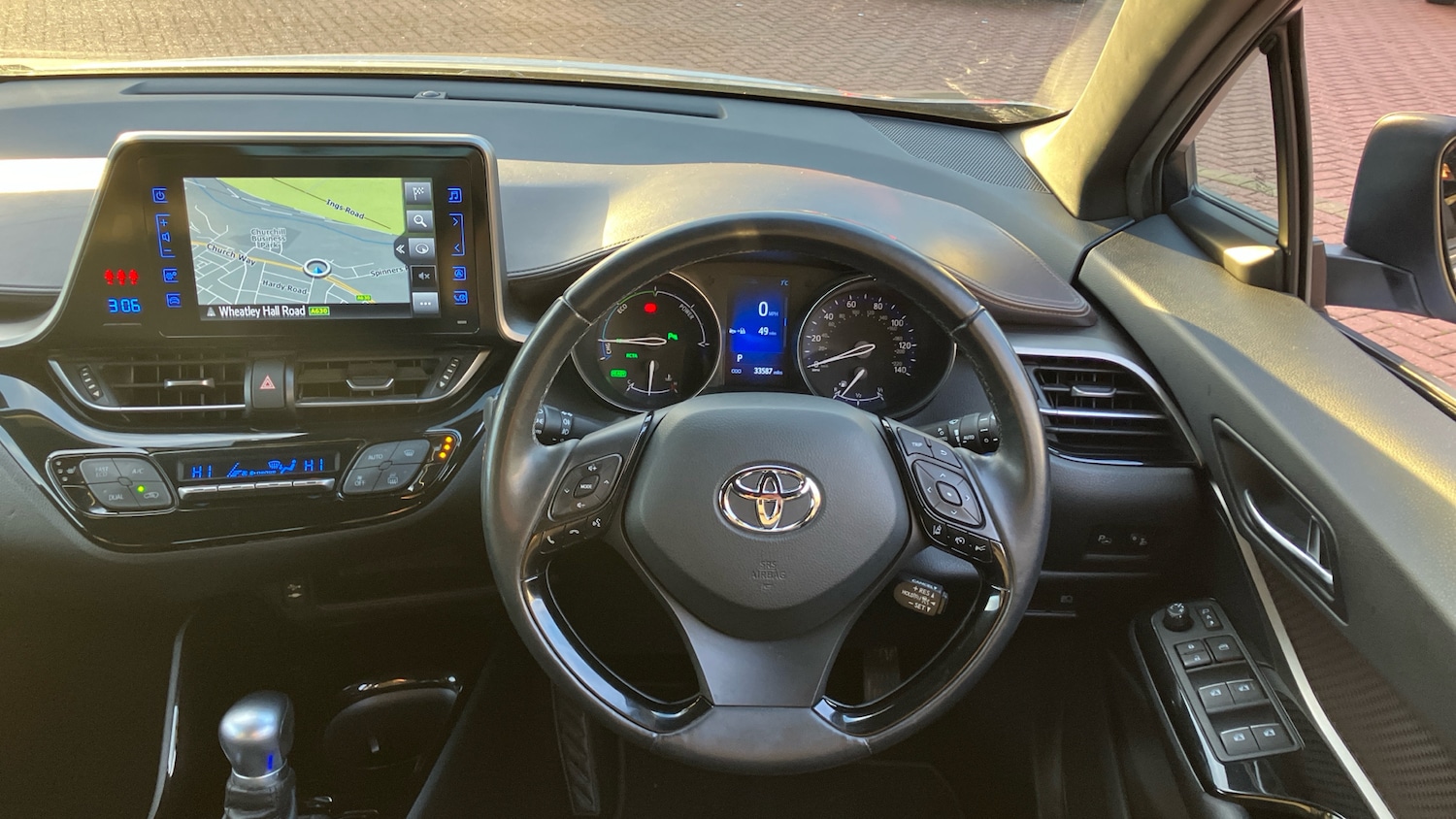 Used Toyota C-HR 2017 for sale - 77034240: Photo 6