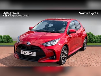 Used Toyota Yaris 2023 for sale - 79572143: Photo