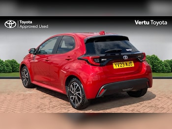 Used Toyota Yaris 2023 for sale - 79572143: Photo