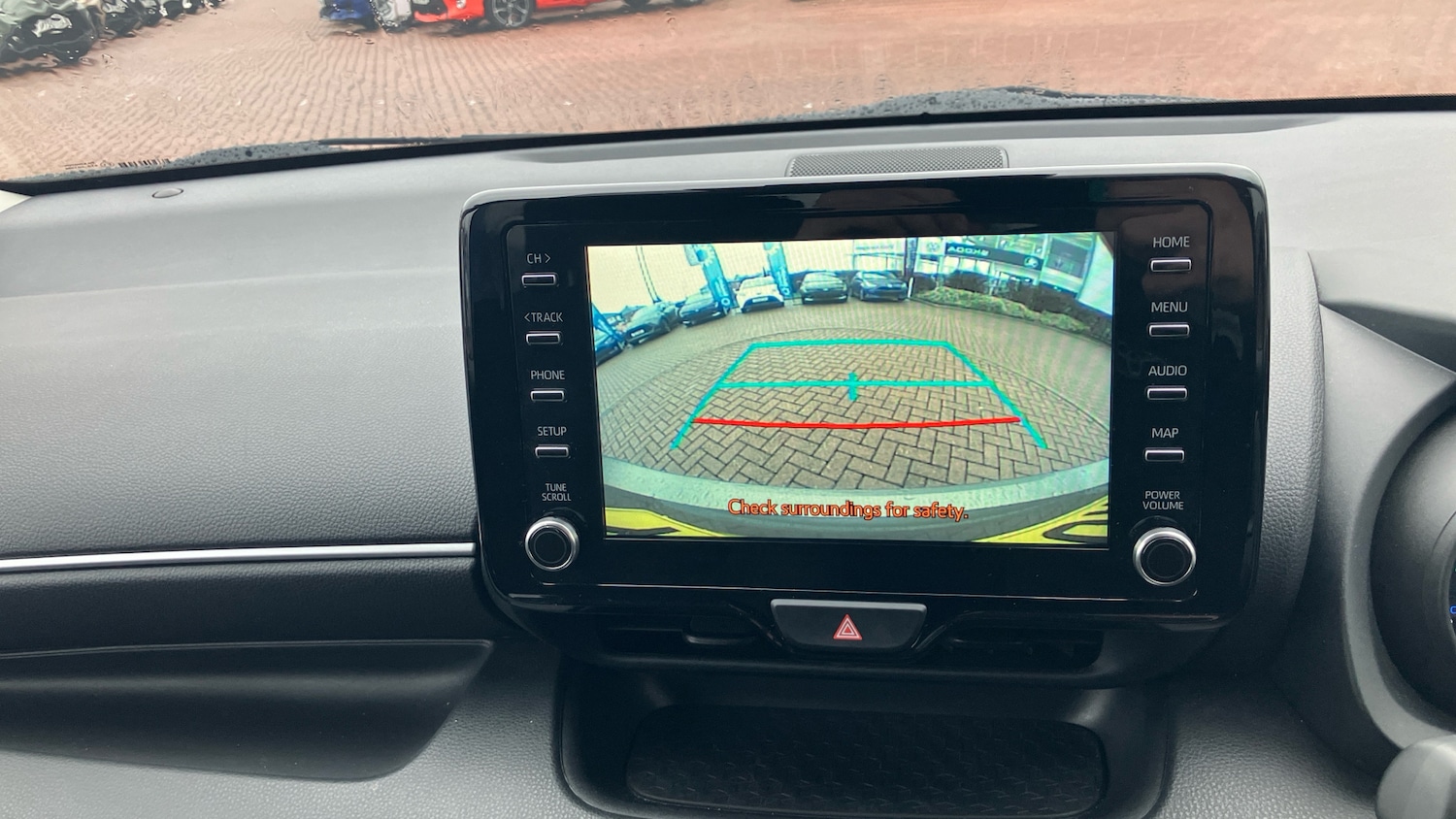 Used Toyota Yaris 2022 for sale - 77616625: Photo 27