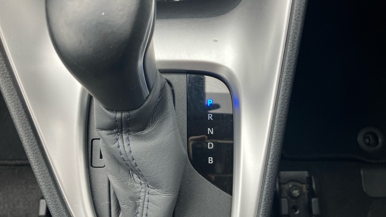 Used Toyota Yaris 2022 for sale - 77616625: Photo 39