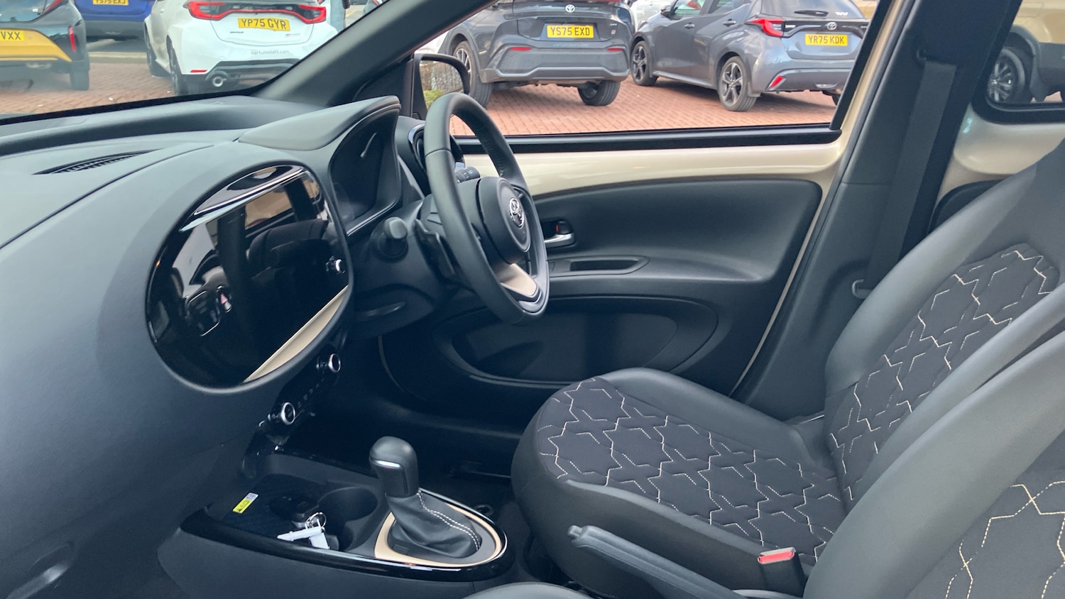 Used Toyota Aygo X 2024 for sale - 77830437: Photo 10