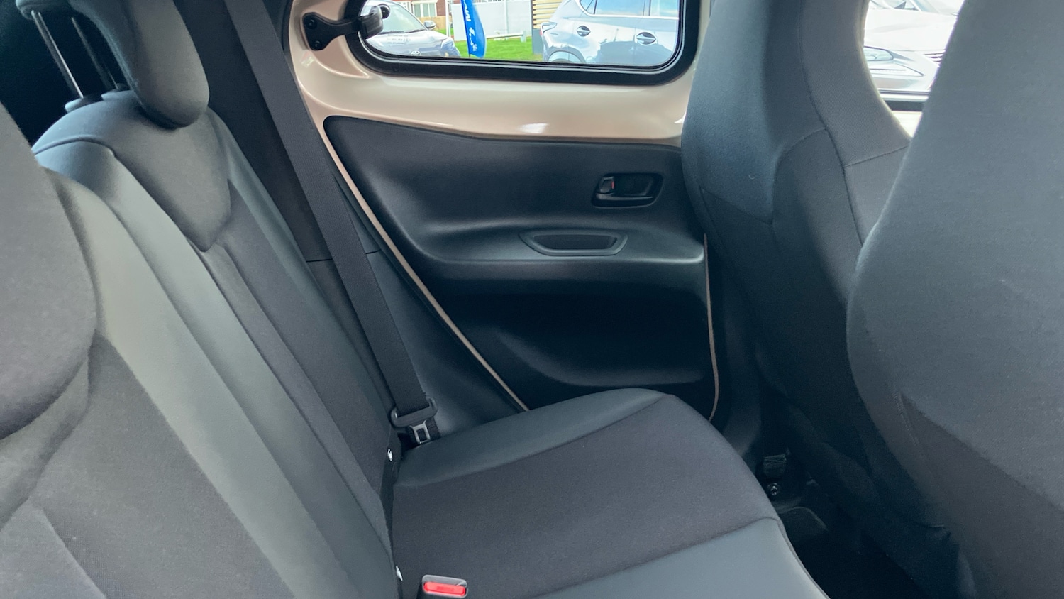 Used Toyota Aygo X 2024 for sale - 77830437: Photo 12