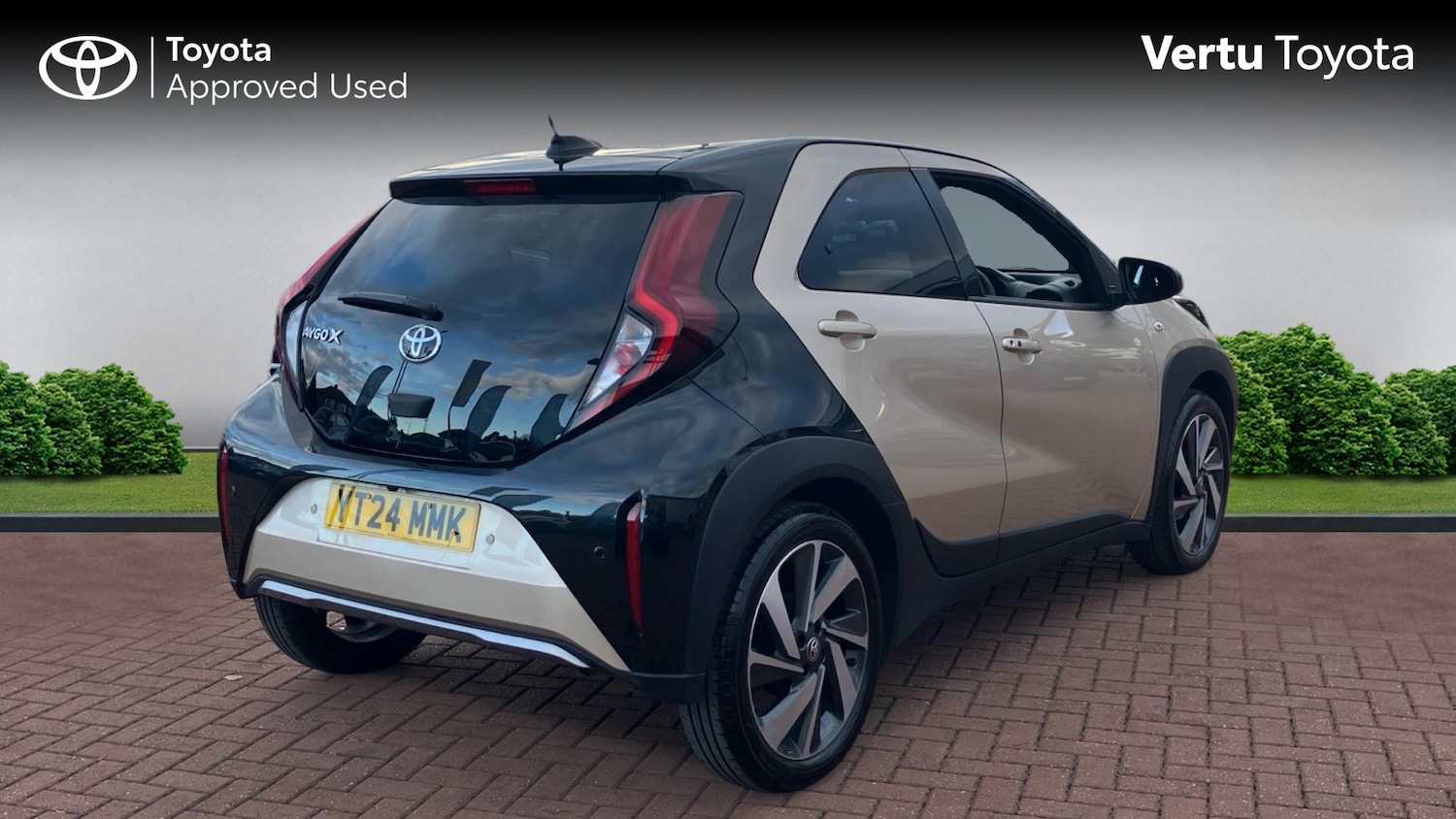 Used Toyota Aygo X 2024 for sale - 77830437: Photo 2