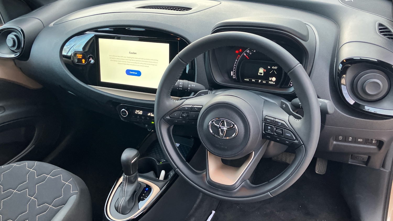 Used Toyota Aygo X 2024 for sale - 77830437: Photo 5