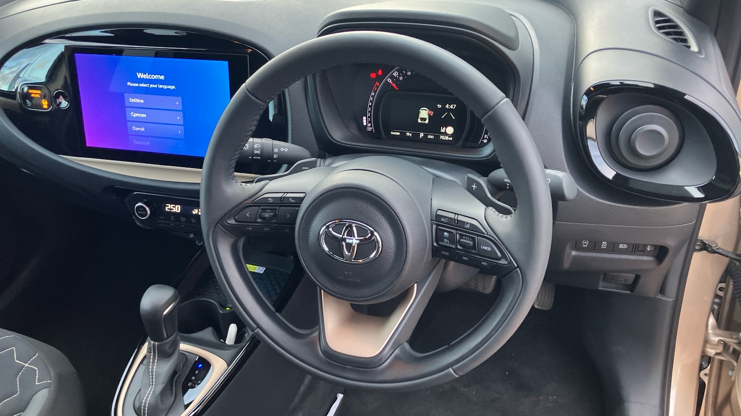 Used Toyota Aygo X 2024 for sale - 77830437: Photo 6