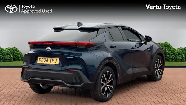 Used Toyota C-HR 2024 for sale - 76273561: Photo 2