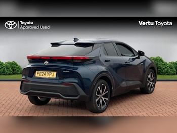 Used Toyota C-HR 2024 for sale - 76273561: Photo 2