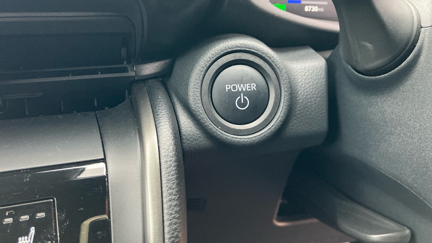 Used Toyota C-HR 2024 for sale - 76273561: Photo 39