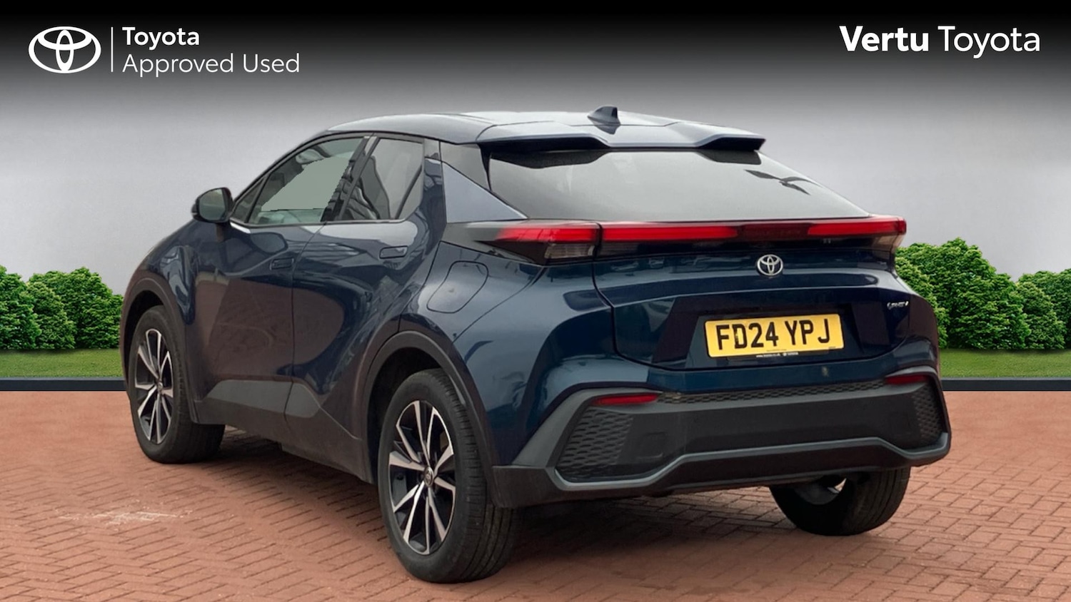 Used Toyota C-HR 2024 for sale - 76273561: Photo 4