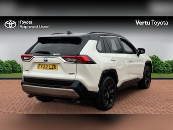 Used Toyota RAV4 2022 for sale - 76298873: Photo 2