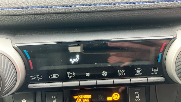 Used Toyota RAV4 2022 for sale - 76298873: Photo 36