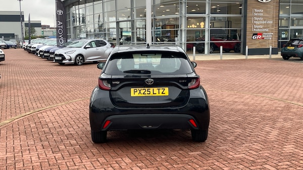 Used Toyota Yaris 2025 for sale - 76263711: Photo 19