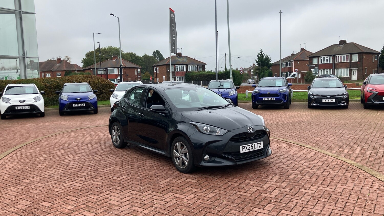 Used Toyota Yaris 2025 for sale - 76263711: Photo 32