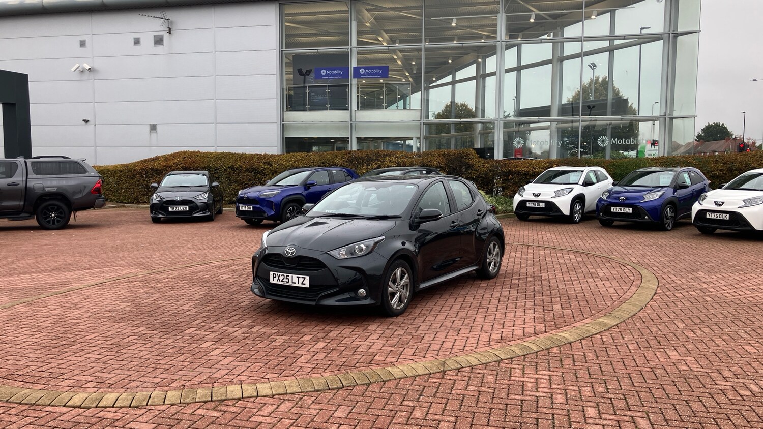 Used Toyota Yaris 2025 for sale - 76263711: Photo 33