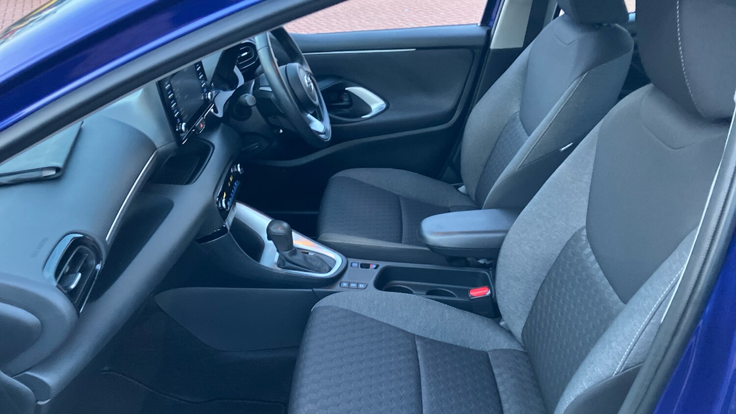 Used Toyota Yaris 2023 for sale - 77353529: Photo 10