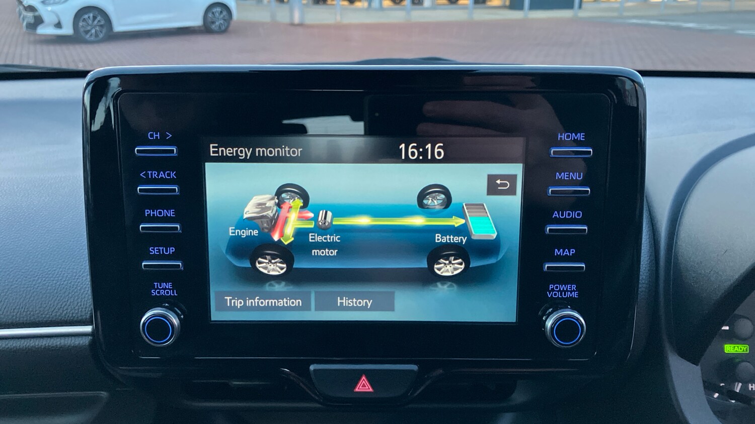 Used Toyota Yaris 2023 for sale - 77353529: Photo 23