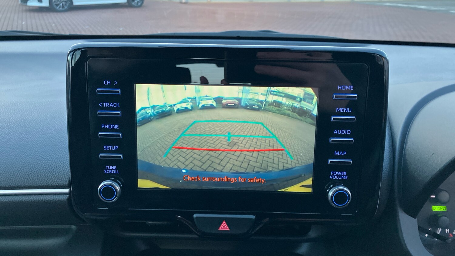 Used Toyota Yaris 2023 for sale - 77353529: Photo 26