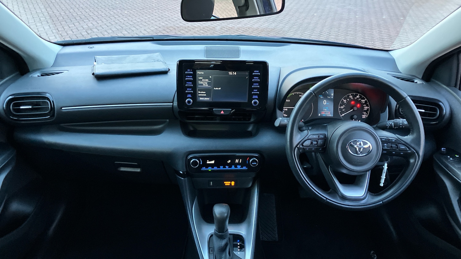 Used Toyota Yaris 2023 for sale - 77353529: Photo 5