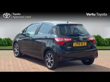 Used Toyota Yaris 2019 for sale - 74900411: Photo