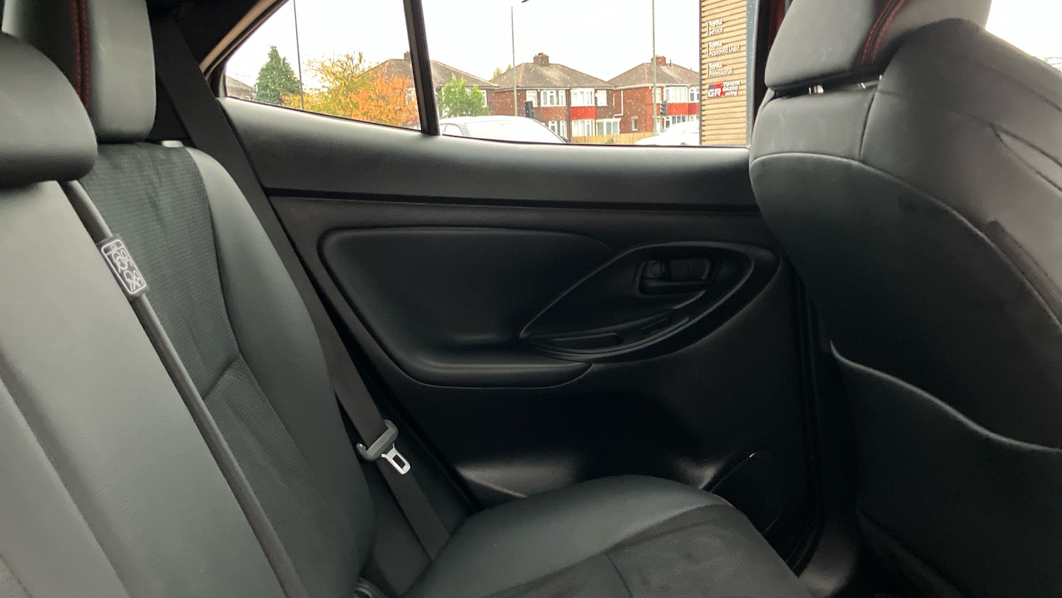 Used Toyota Yaris Cross 2023 for sale - 76461717: Photo 12