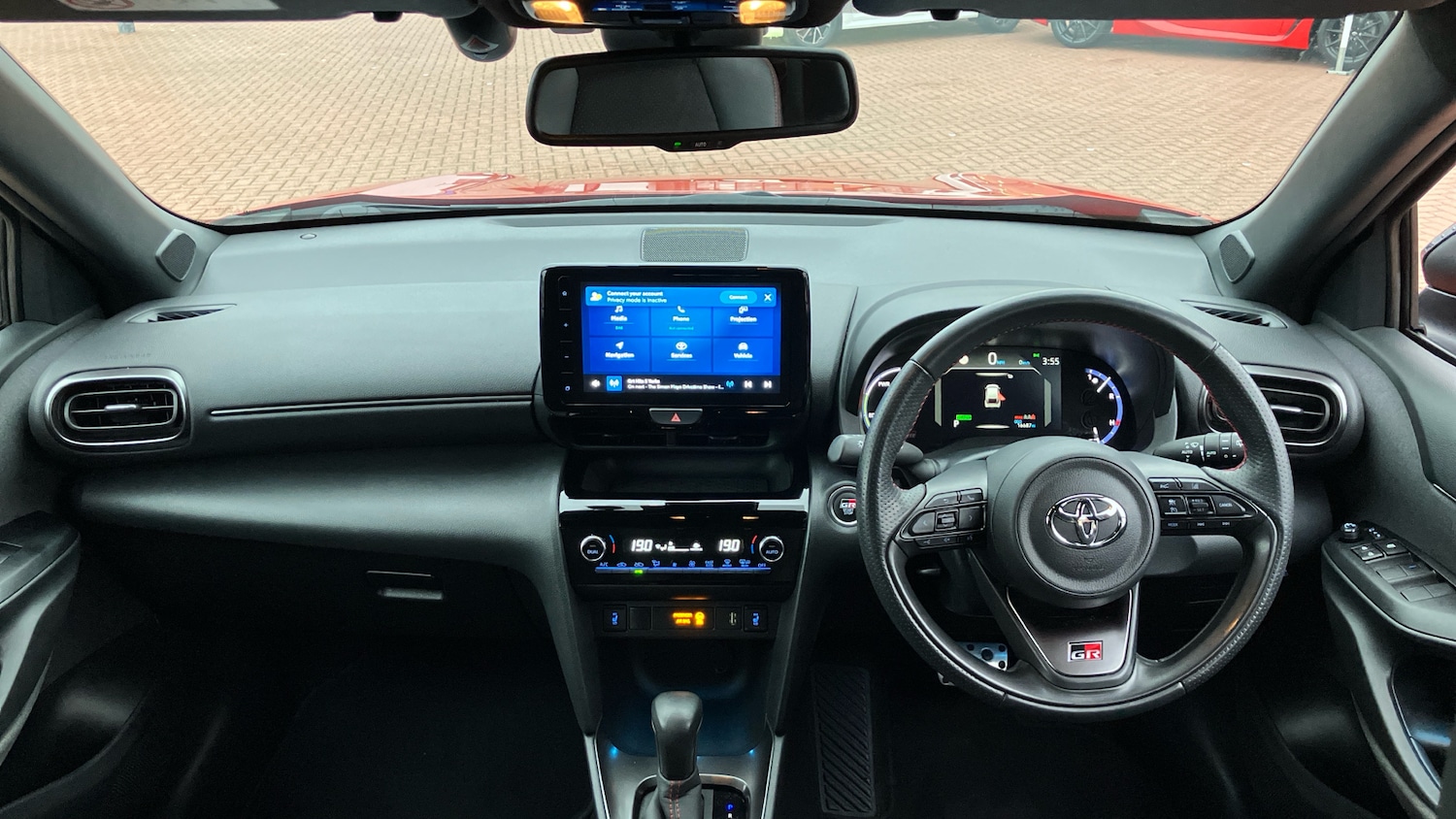 Used Toyota Yaris Cross 2023 for sale - 76461717: Photo 39