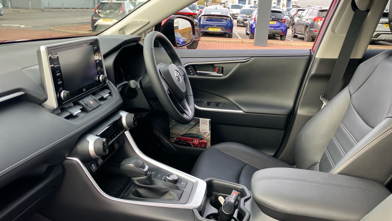 Used Toyota RAV4 2021 for sale - 76396837: Photo 10