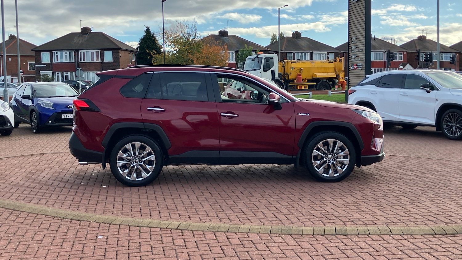 Used Toyota RAV4 2021 for sale - 76396837: Photo 16