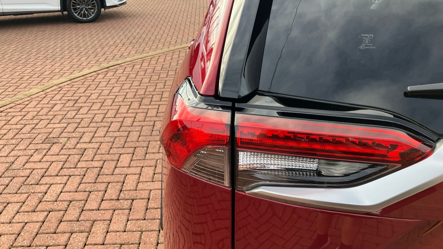 Used Toyota RAV4 2021 for sale - 76396837: Photo 21