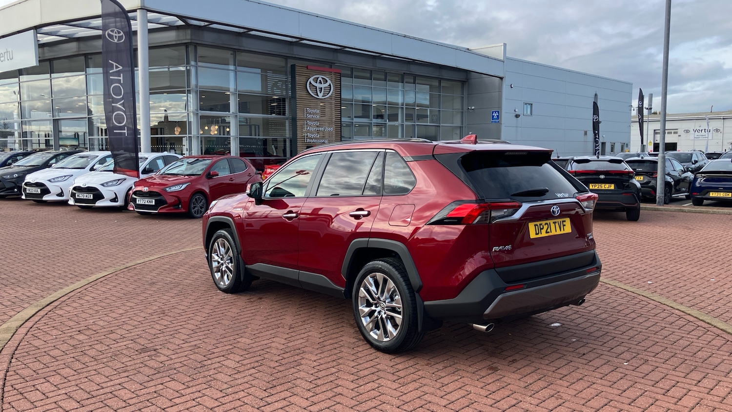 Used Toyota RAV4 2021 for sale - 76396837: Photo 32