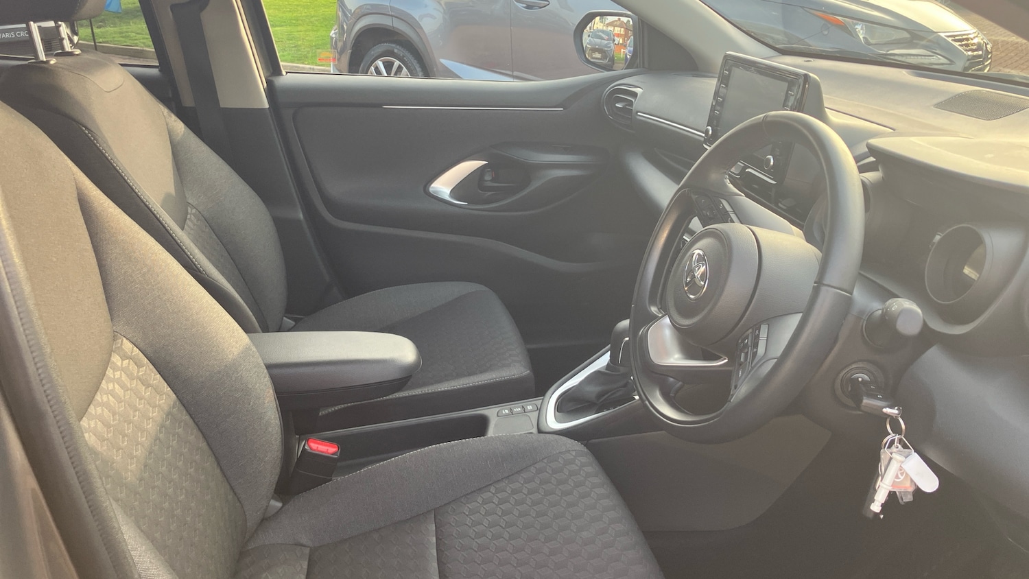 Used Toyota Yaris 2023 for sale - 77818695: Photo 11