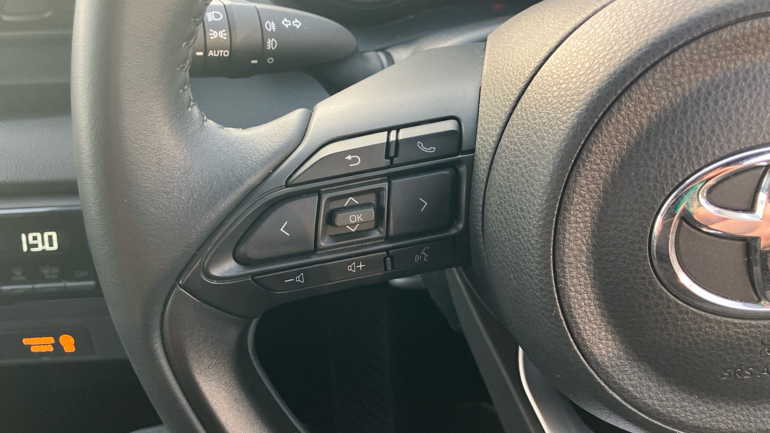 Used Toyota Yaris 2023 for sale - 77818695: Photo 33