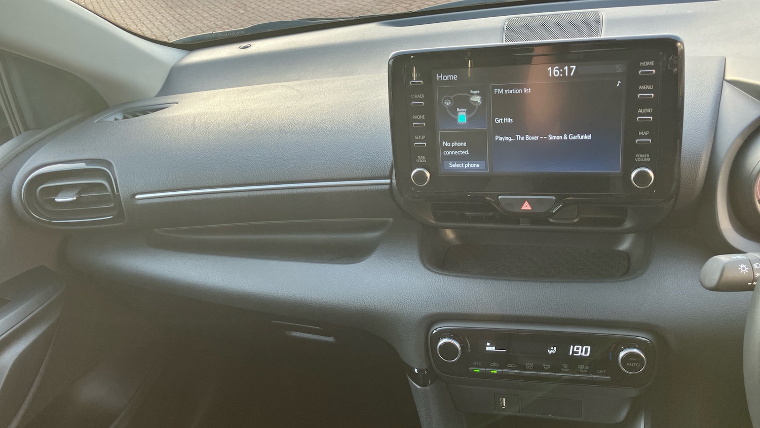 Used Toyota Yaris 2023 for sale - 77818695: Photo 37