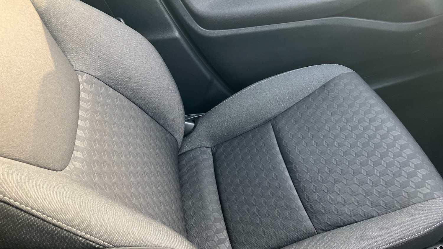 Used Toyota Yaris 2023 for sale - 77818695: Photo 39