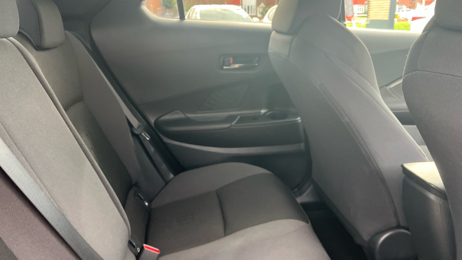 Used Toyota C-HR 2024 for sale - 78093350: Photo 12