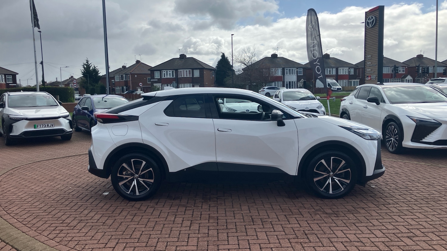 Used Toyota C-HR 2024 for sale - 78093350: Photo 35