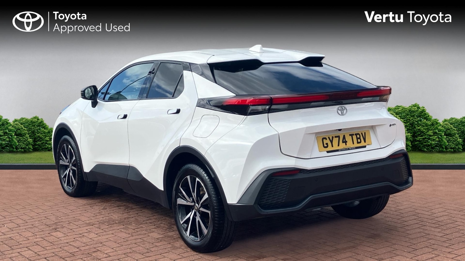 Used Toyota C-HR 2024 for sale - 78093350: Photo 4