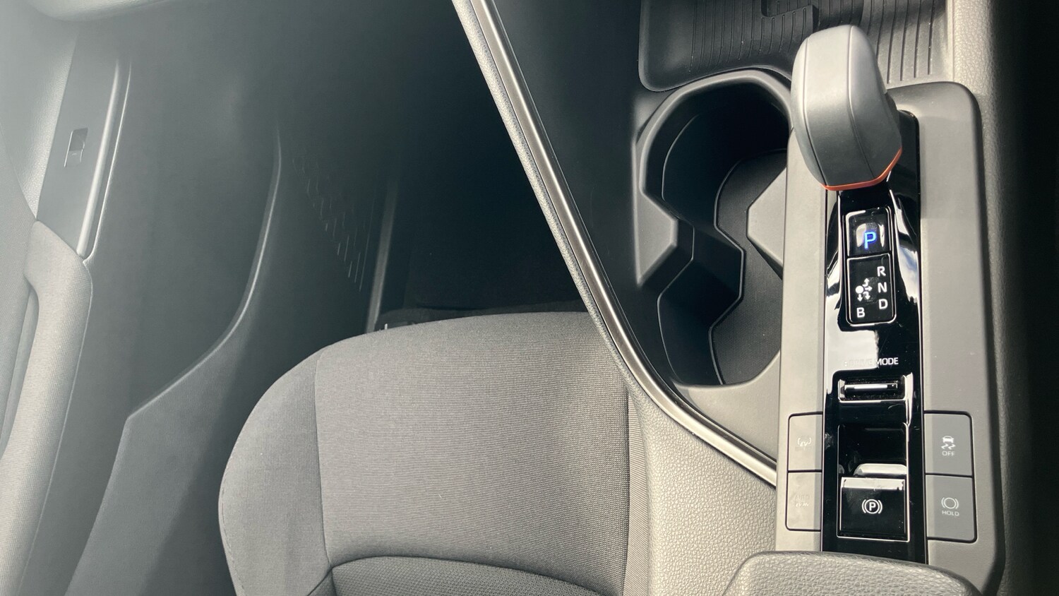 Used Toyota C-HR 2024 for sale - 78093350: Photo 44