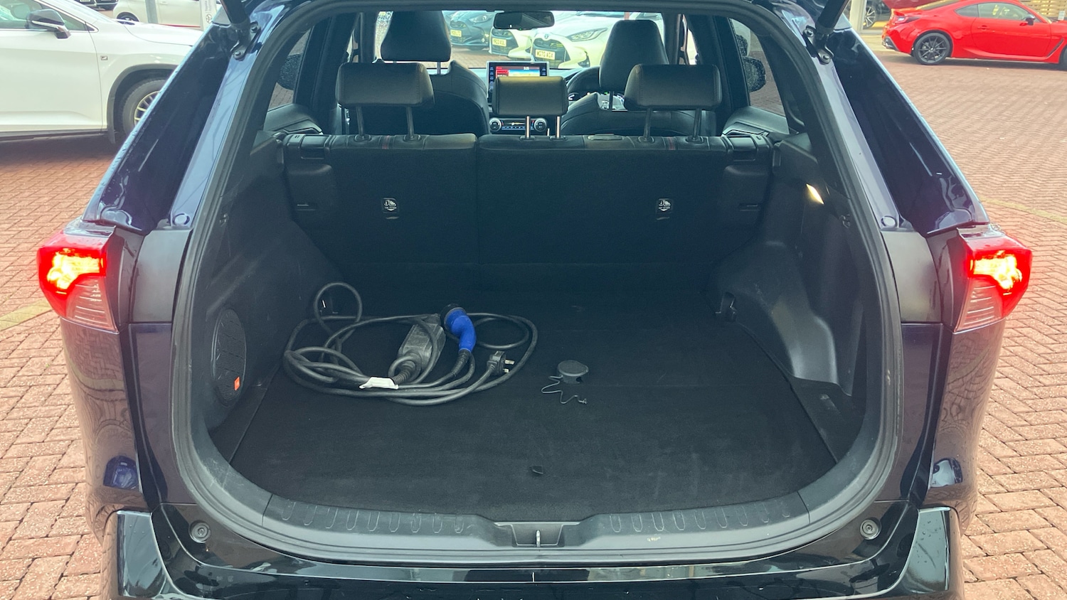 Used Toyota RAV4 2022 for sale - 76627746: Photo 14